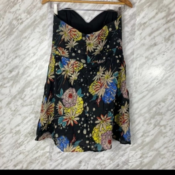 Foley + Corinna strapless Mini Dress with Pockets and Sweetheart Neck - Picture 4 of 5